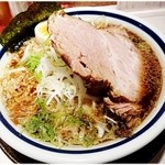 神名備 - 醤油ラーメン　1296円　お店ナンバー１人気はこちらの醤油だそうです。個人的には塩の方が好きですが醤油も確かに美味い！