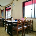 一兆 - テーブル席