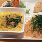 CAFE Meal on Meal - 二種類のパスタランチ