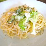ガーデン＆クラフツ カフェ - ('10/6)北海道産の帆立とキャベツ、アンチョビのクリームスパゲティ