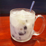 タンドールバル カマルプール - 生巨峰ラッシーハイ(700円) 巨峰たっぷり