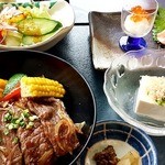 山彦 - 和牛ステーキ丼