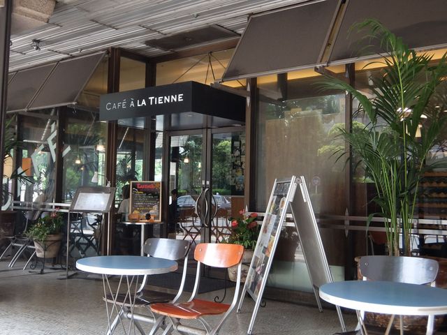 日生劇場の1階のカフェ カフェ ア ラ ティエンヌ By ベッキオ Cafe A La Tienne カフェ アラティエンヌ 日比谷 カフェ 食べログ