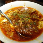 麻婆豆腐　油カス入り　辛