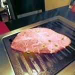 トラジ - 焼肉風景。