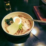 そば粉入り冷麺。