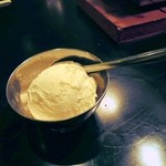 トラジ - バニラアイス。