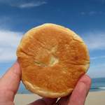 本山ベーカリー - クリあんぱんの裏側