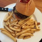 Hard Rock Cafe Guam - オリジナルレジュンダリー10オンスバーガー