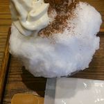 Shoujin Kafe Foi - 特製かき氷 メープル味 レギュラーサイズ 豆乳ソフトクリームトッピング