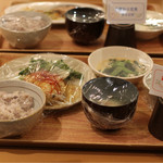 丸の内 タニタ食堂 - 