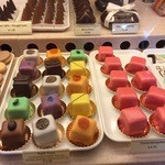 Konditorei & Restaurant OBERLAA - ショーケース