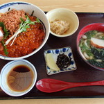 うまいもんや太郎 - いくら丼定食