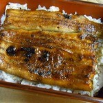 吉田屋 - うな重　3000円