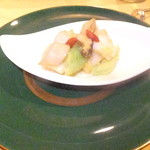 四川料理 桃源郷 - 桃源郷四川満喫コース　８６４０円　帆立貝と花切り烏賊の塩玉子炒め　　【　２０１５年９月　】　