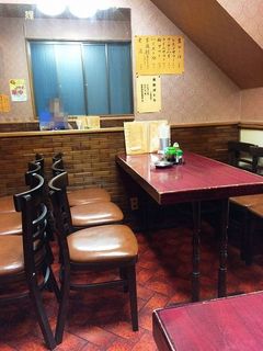 Kousai kan - 店内は全部テーブル席