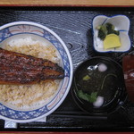 Unagi Ryouri Semmon Ten Hikumano - はん丼：2080円