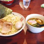 オールド スクール 中華そば ミヤ デ ラ ソウル - 特製つけソバ（中）830円