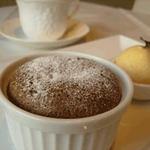 Restaurant27 - スフレ仕立てのショコラショーフランボワーズとチョコレートの温かいソースを詰めて　バニラアイスと共に 