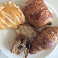 24/7 restaurant - クロワッサンなど各種パンその2