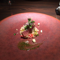 KAZAN - オードブル マグロと野菜、クスクス、バジルソースの