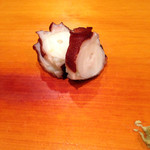 新ばし しみづ - 真蛸。海老の甲殻類の香りと皮のプルプルのゼラチンが心地良き美味さ