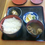 Tonkatsu No Matsui - トンカツセットのご飯、味噌汁、漬物、一品