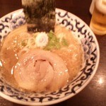 東京駅 斑鳩 - 豚骨魚介らー麺　780円