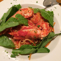 Rojoc - 海老とルッコラのトマトソースパスタ 美味しかったです。