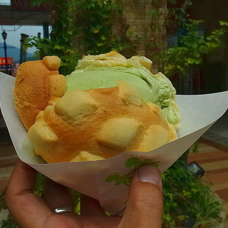 世界で2番目においしい焼きたてメロンパンアイス_0