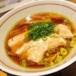 ワンタン醤油そば