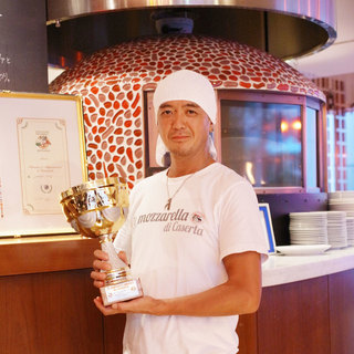 品尝世界第一的比萨饼♪意大利比萨锦标赛冠军厨师监制!!