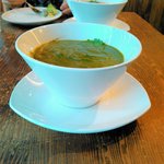 サグチキンカレー(サグはほうれんそうだそうです。）器がカレーらしくなくて。