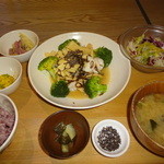 海老ヤリイカ塩昆布炒め