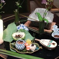 京都 吉兆 名古屋店 - 八寸：すっぽんの煮凝り、ホタテ道明寺、ごりの甘辛煮、人形茸の山椒に、舞茸、菊花の白和え、すずこいくら、車エビ