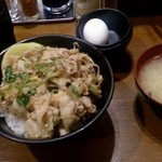 伝説のすた丼屋 - 生姜丼630円