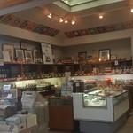 ギルロイカフェ - 売店にもニンニク商品がたくさん