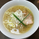 手打ち麺 やす田 - イリコ塩らあめん700円