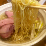 らあめん厨房 どる屋 - この味、クセになりますσ(^_^;)