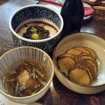 津ねや - 食べておきたかった秋田名物を全部食べきります♪「とんぶり」「いぶりがっこ」「じゅんさい」