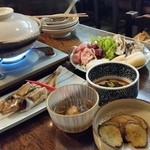 「津ねや」さんで秋田の郷土料理をたくさん♪　最高の気分です！