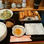 Shunsai Kushikatsu Miyabi - 串かつ定食７００円（税込み）