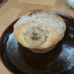 インテリアブックワームカフェ - バナナと胡桃のマフィン