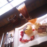 カカオ マーケット バイ マリベル - 2ndアニバーサリーメニュー　レモンピローとアイスティーのライチを選択　1404円(税込)　2015年9月