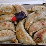 桃苑 - 2015/9/26　餃子２丁包装￥1200（10個）タレがサービスされます