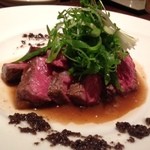 シャンパン&醤油バー フルートフルート - ☆山形牛の下には焼きナス、そしてトリュフソースには当然しょう油を使用。