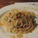 カチュッコ - 生ウニとカラスミのパスタ。