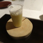 Vel  ROsier - 1509_VelROsier_前菜_トウモロコシのポタージュ_ベーコンエスプーマ