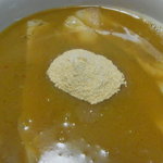 ラーメンにっこうact2 - 海老粉末投入