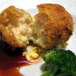 グリルフレンチ - カニクリームコロッケ(中身)
